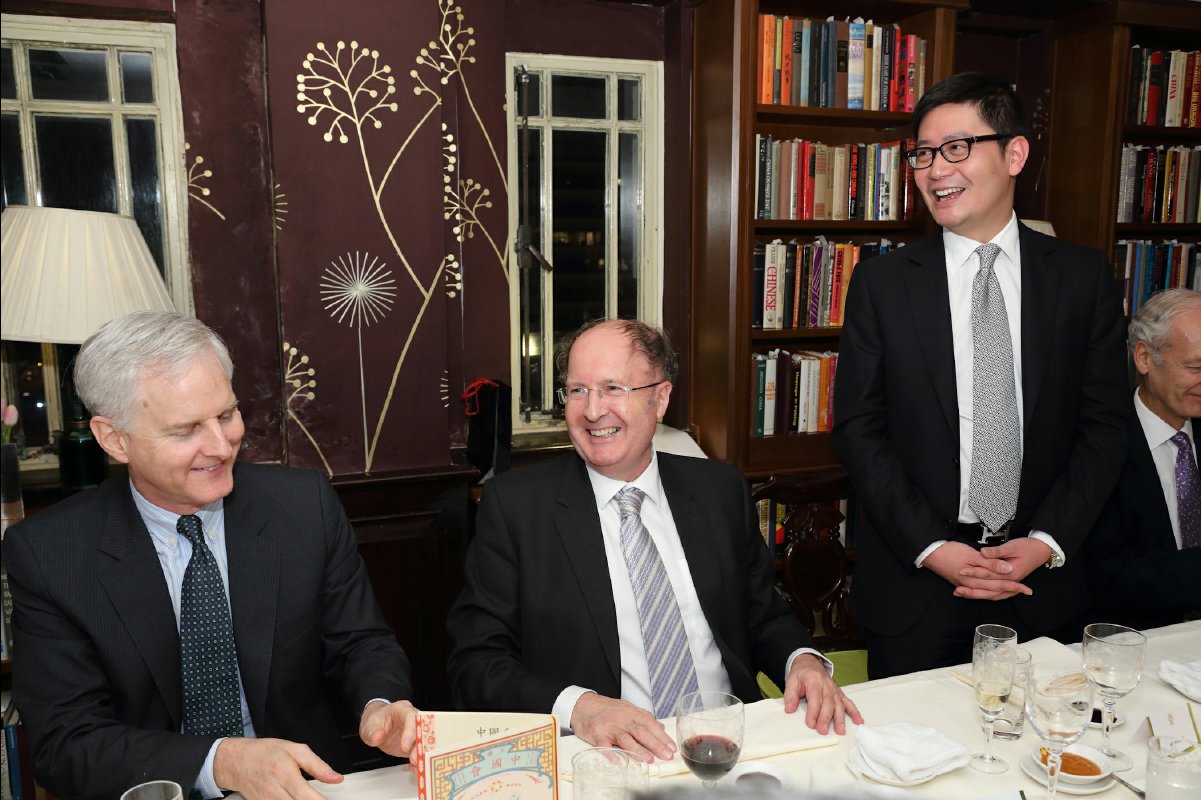 20121105 Trinity Dinner in HK with Sir Gregory Winter36